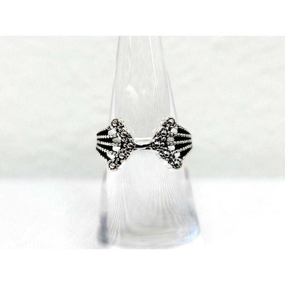 Vintage Silver Wrapped Skeleton Hands Little Dots Ring Size 6.5 Women's Jewelry